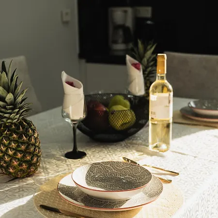 Serenity Hideout Nyaraló *