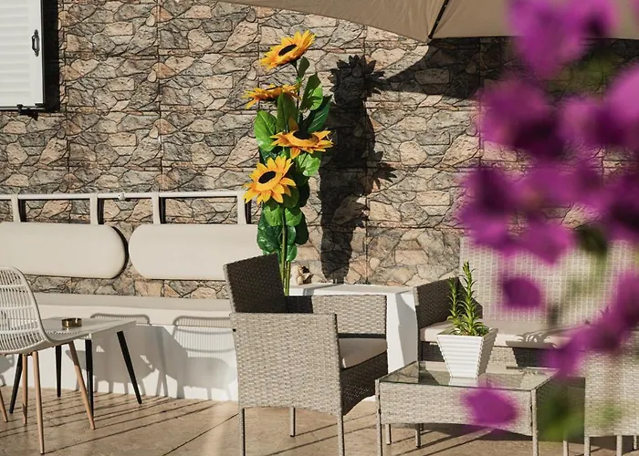 Serenity Hideout Дом отдыха