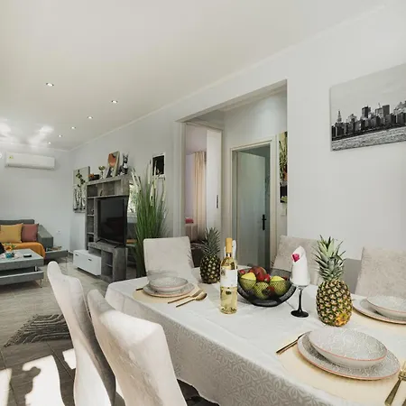 Serenity Hideout * Plános